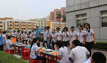 輕松、愉快的體檢活動(dòng)